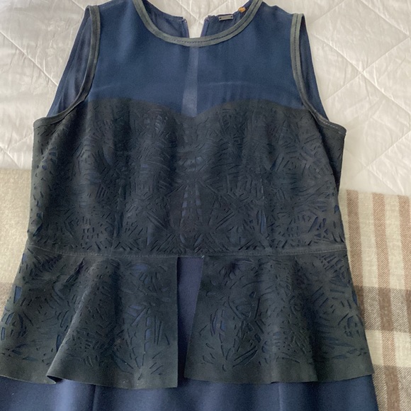 Dress - Picture 2 of 6